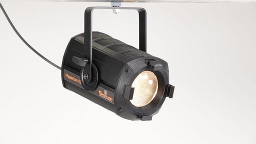 [PC HY LED 100 6C] PC LED Hyperion Scheinwerfer 100 Watt, RGBACL, Weiss 1'500-20'000°K, Zoom 15-60°, DMX + Manuel